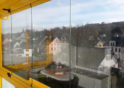 COVER GLASS widok z wnętrza balkonu Niemcy